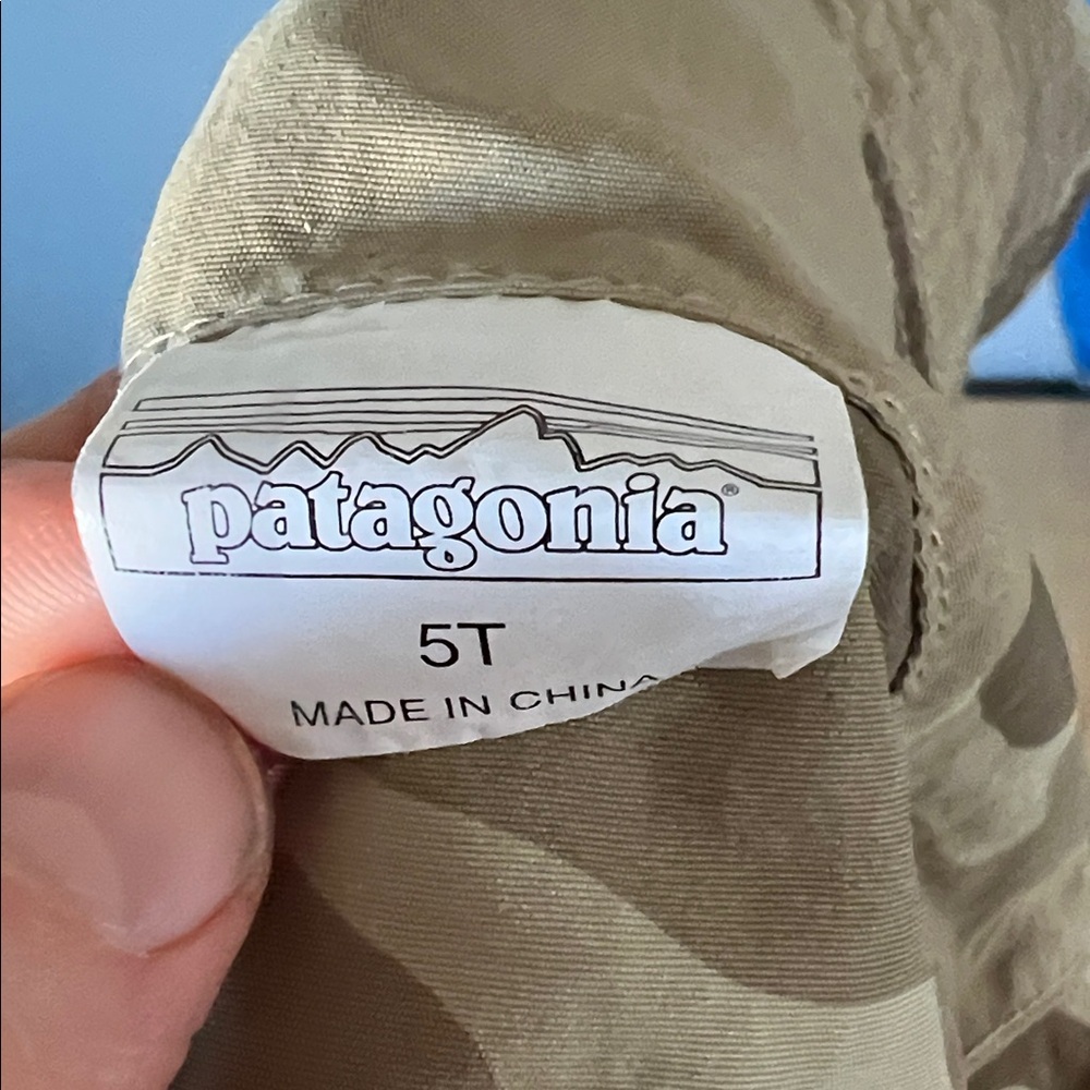 Patagonia Kids Bucket Sun Reversible Camo Cactus Adventure Hat 5T - Picture 7 of 8